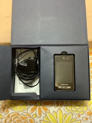 Samsung SGH-F480 Negro/Plata