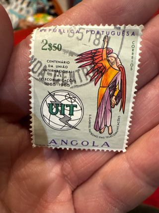 Colección sellos mundo Portugal Angola Mozambique