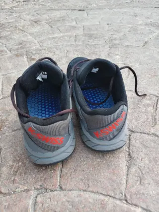 Zapatillas K-Swiss Negras y Grises