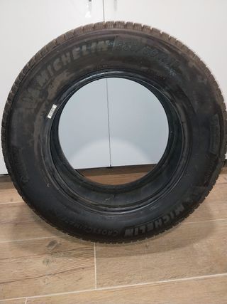 Neumático Michelin CrossClimate SUV 235/60 R16