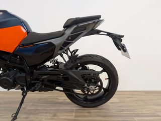 KTM DUKE 125 2024