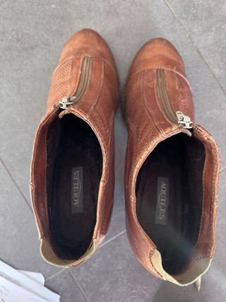 Botines marrones de tacón con cremallera, cómodos!