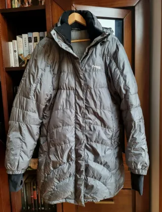 Plumífero gris de Bergans of Norway