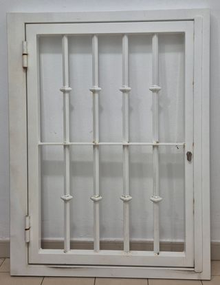 Reja metálica abatible 102x77 cm – 23 kg – Muy res