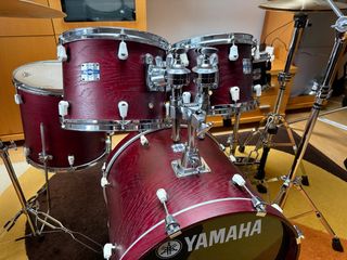 Bateria Yamaha Stage Custom Completa