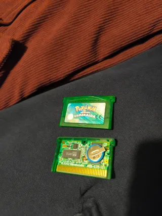 Pokémon Esmeralda Game Boy Advance