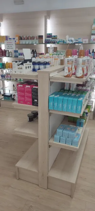 Estantería góndola expositora