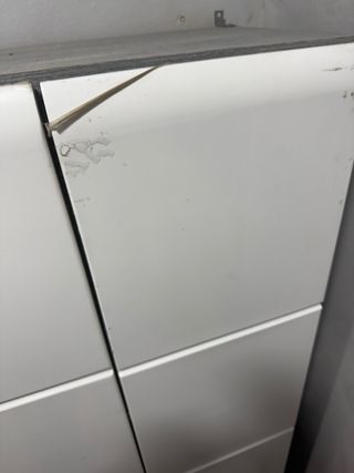 Vitrina IKEA Blanca con Puerta de Cristal