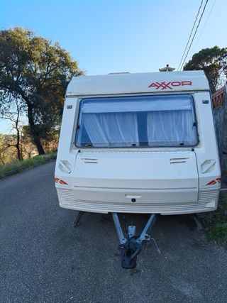 Caravana Axxor Samoa 400DD