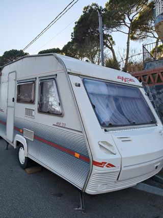 Caravana Axxor Samoa 400DD