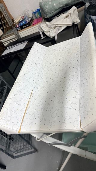 Bañera cambiador bebé BBest plegable con desagüe.