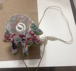 Lámpara infantil decorada