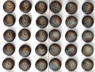 BONITO LOTE DE 333 BOTONES. Costura