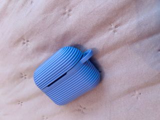 Funda Morada Silicona Airpods Pro 2