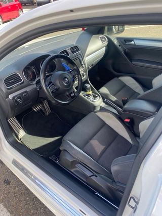 Volkswagen Golf R (R20)