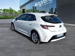 Toyota Corolla 1.8 125 Híbrido Active Tech E-CVT 90 kW (122 CV)