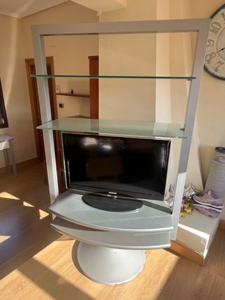 Mueble de TV giratorio.
