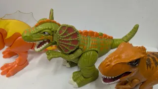 3 Dinosaurios de Juguete caminan