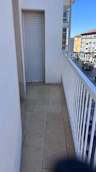 Busco trabajo como cuidadora o limpieza en Loja