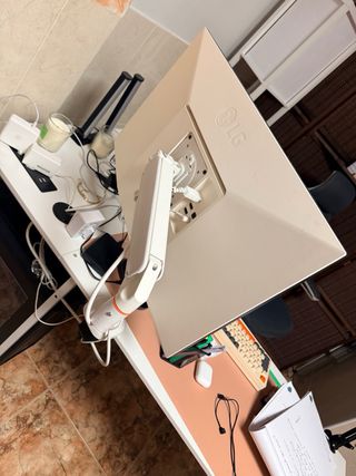 Monitor LG 27 4K 60 Hz para PS5/Xbox/PC