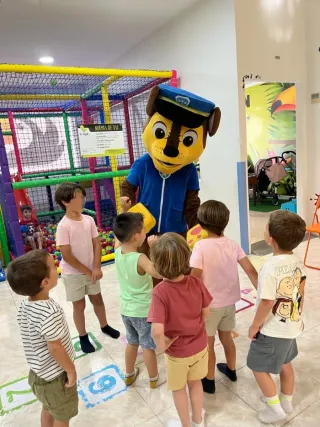 Disfraz Chase Paw Patrol cabezudo