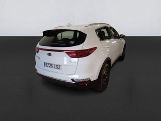 Kia Sportage 1.6 MHEV Business 4x4 100 kW (136 CV)