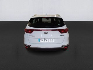 Kia Sportage 1.6 MHEV Business 4x4 100 kW (136 CV)
