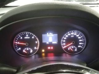 Kia Sportage 1.6 MHEV Business 4x4 100 kW (136 CV)