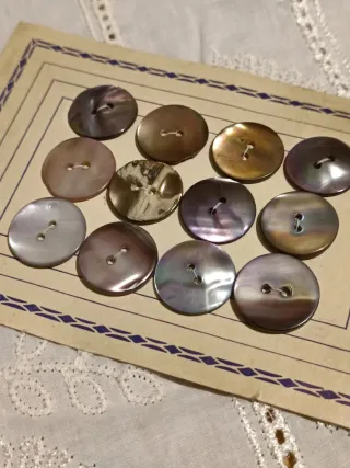 12 Bottoni Vintage Madreperla Grigia 20 mm