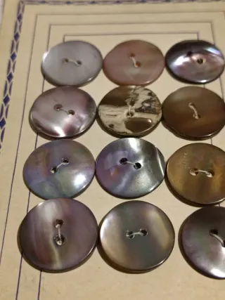 12 Bottoni Vintage Madreperla Grigia 20 mm