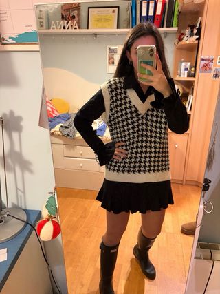 Vestido negro con cuello de camisa In Love With