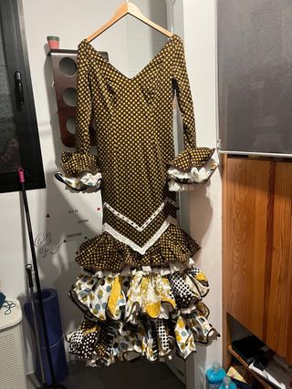 Traje Flamenca Lunares Marrón y Amarillo