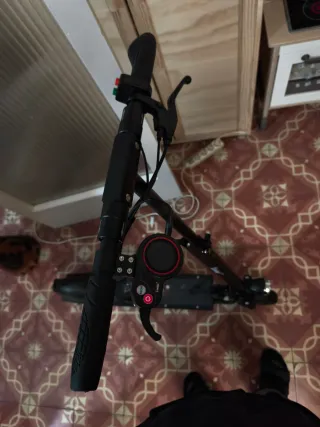 Patinete eléctrico Urbikes negro