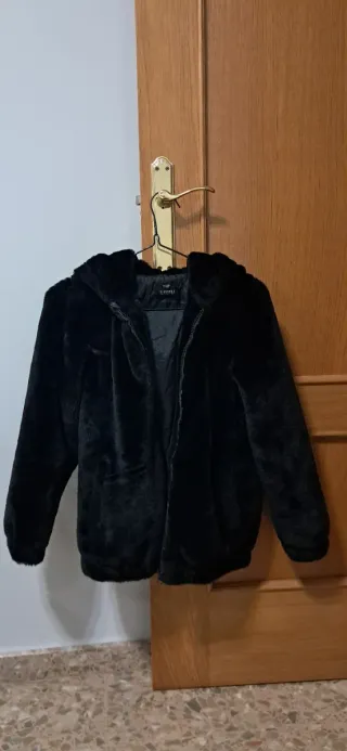 Chaqueta Tiffosi niña 11-12 años,de pelo c/capucha