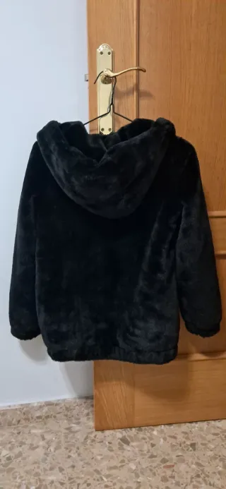 Chaqueta Tiffosi niña 11-12 años,de pelo c/capucha