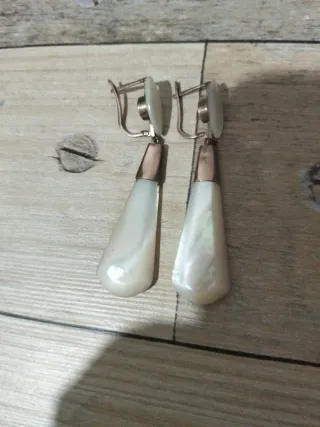Pendientes Antiguos Nácar y Oro Bajo
