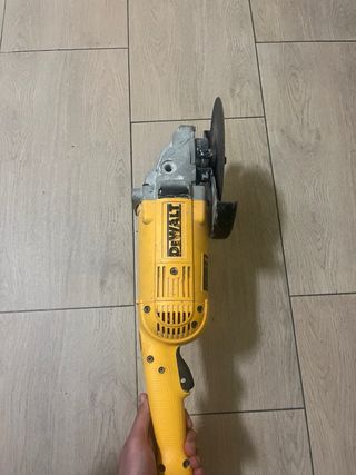 Amoladora Angular DeWalt Radial