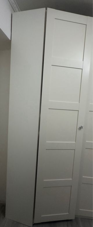 Armario esquinero Ikea blanco