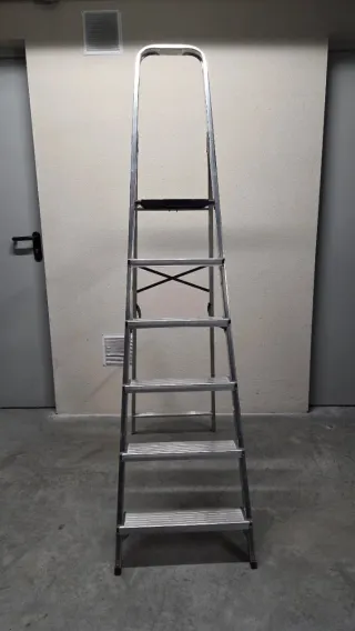 Escalera Altipesa Aluminio 6 Peldaños