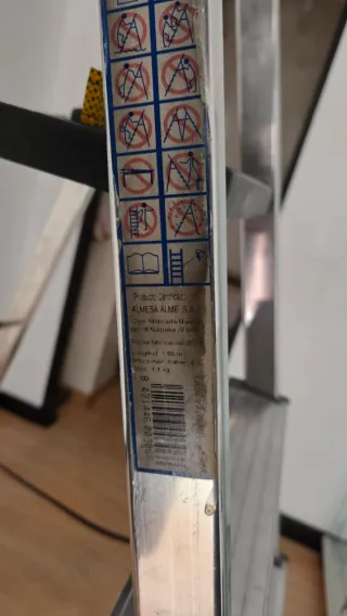 Escalera Altipesa Aluminio 6 Peldaños