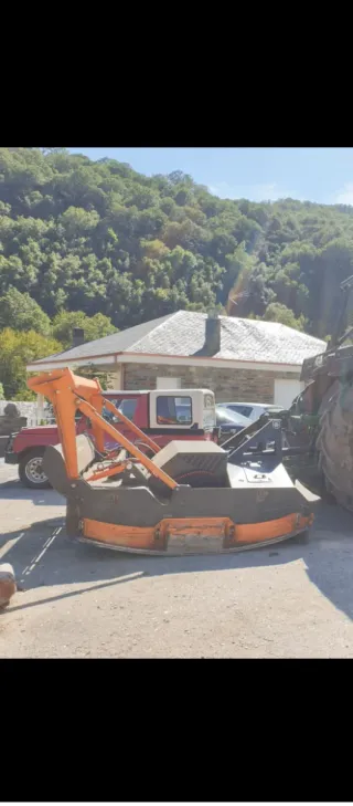 Desbrozadora forestal Cancela R5