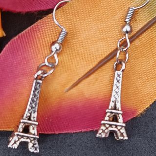 PENDIENTES COLGANTE Y CADENA PLATEADO TORRE EIFFEL