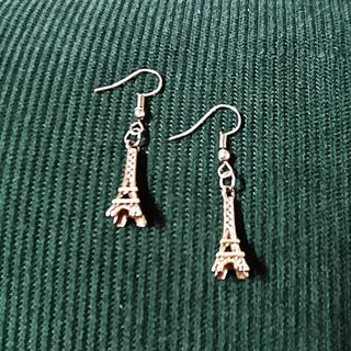 PENDIENTES COLGANTE Y CADENA PLATEADO TORRE EIFFEL