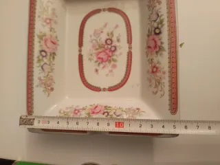 Cenicero Limoges floral