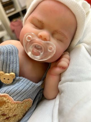 Bebé Reborn Silicona  niño de 33cm