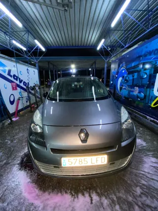 Renault Grand Scenic 2011