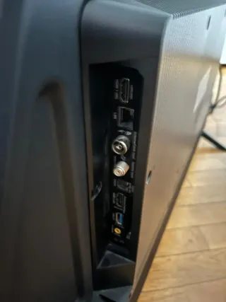 Televisión de 43 pulgadas ,Qled,4 K