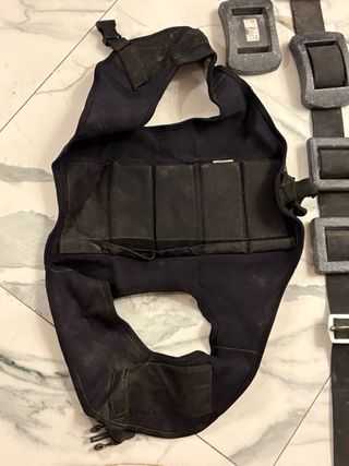 Chaleco Seak y cinturón plomado Cressi