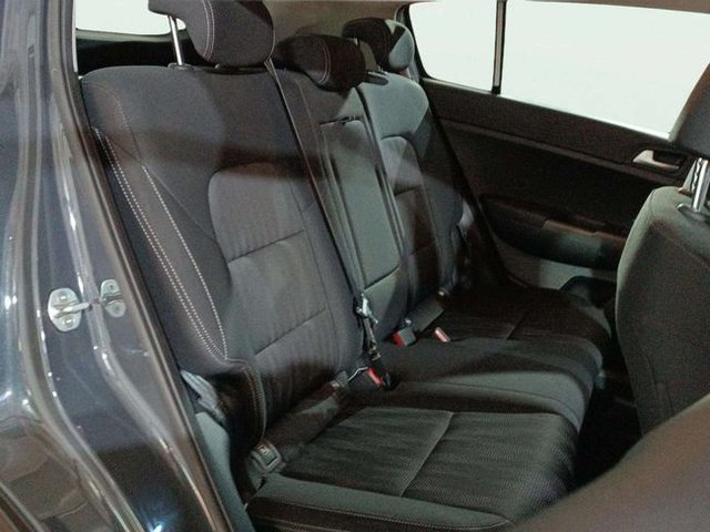 Kia Sportage 1.6 MHEV Concept 100kW (136CV) 4x2