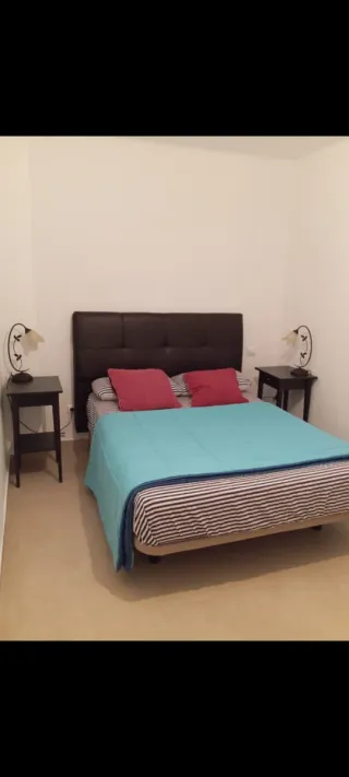 Cabecero y Mesitas de Noche